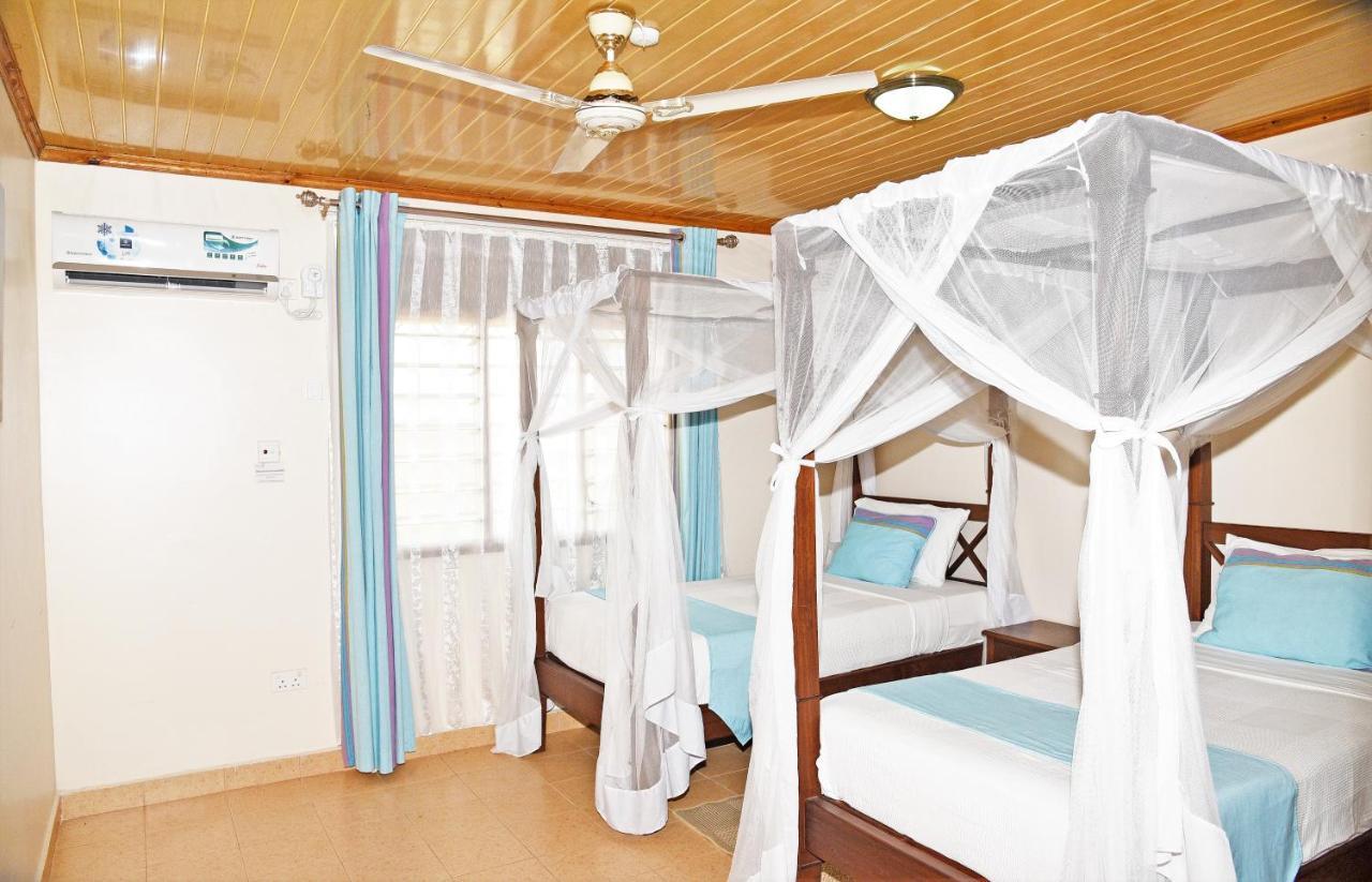 Galu Gardens Apartments Diani Beach Buitenkant foto