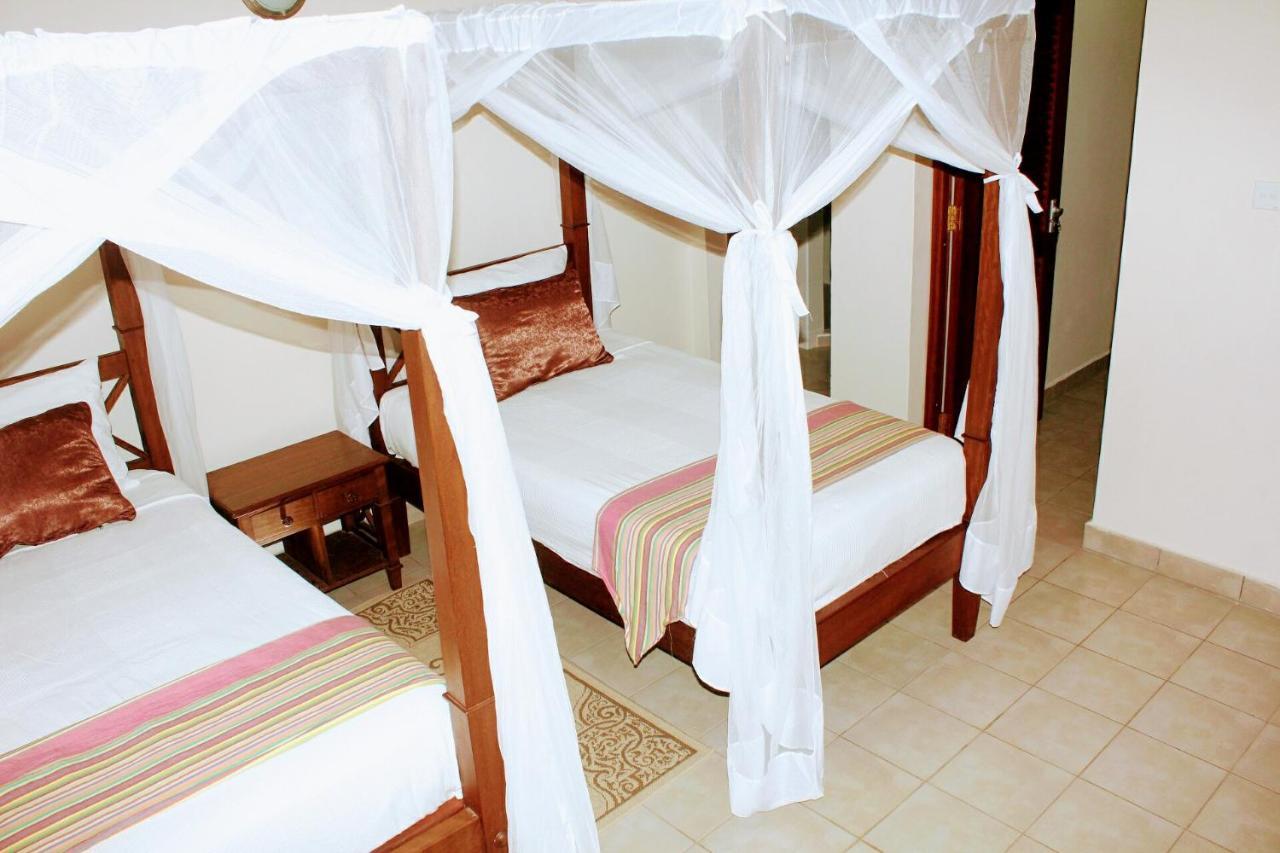 Galu Gardens Apartments Diani Beach Buitenkant foto